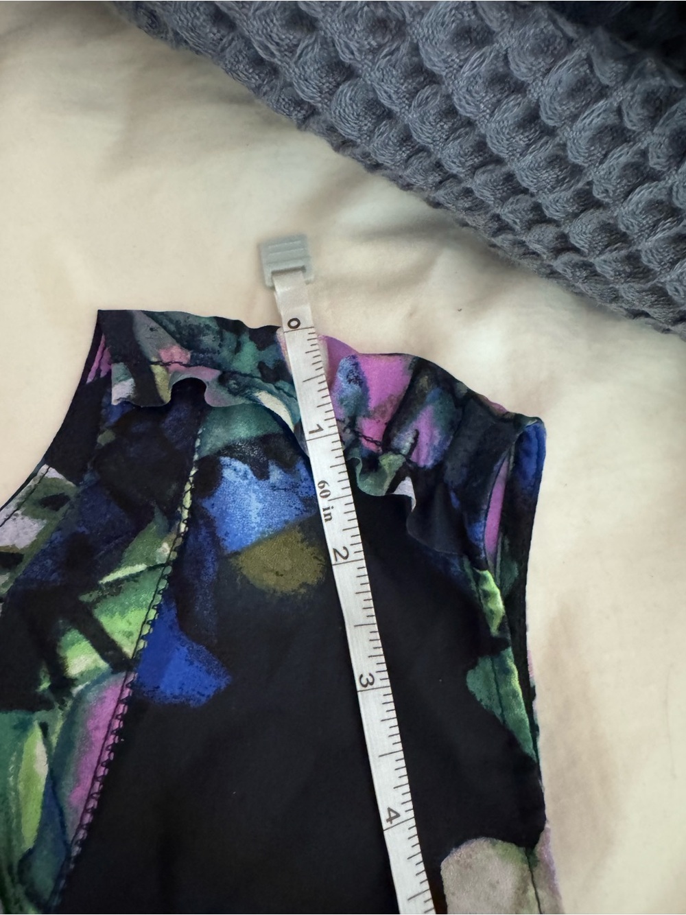 Banana Republic floral sleeveless blouse. Size xl - Picture 7 of 10